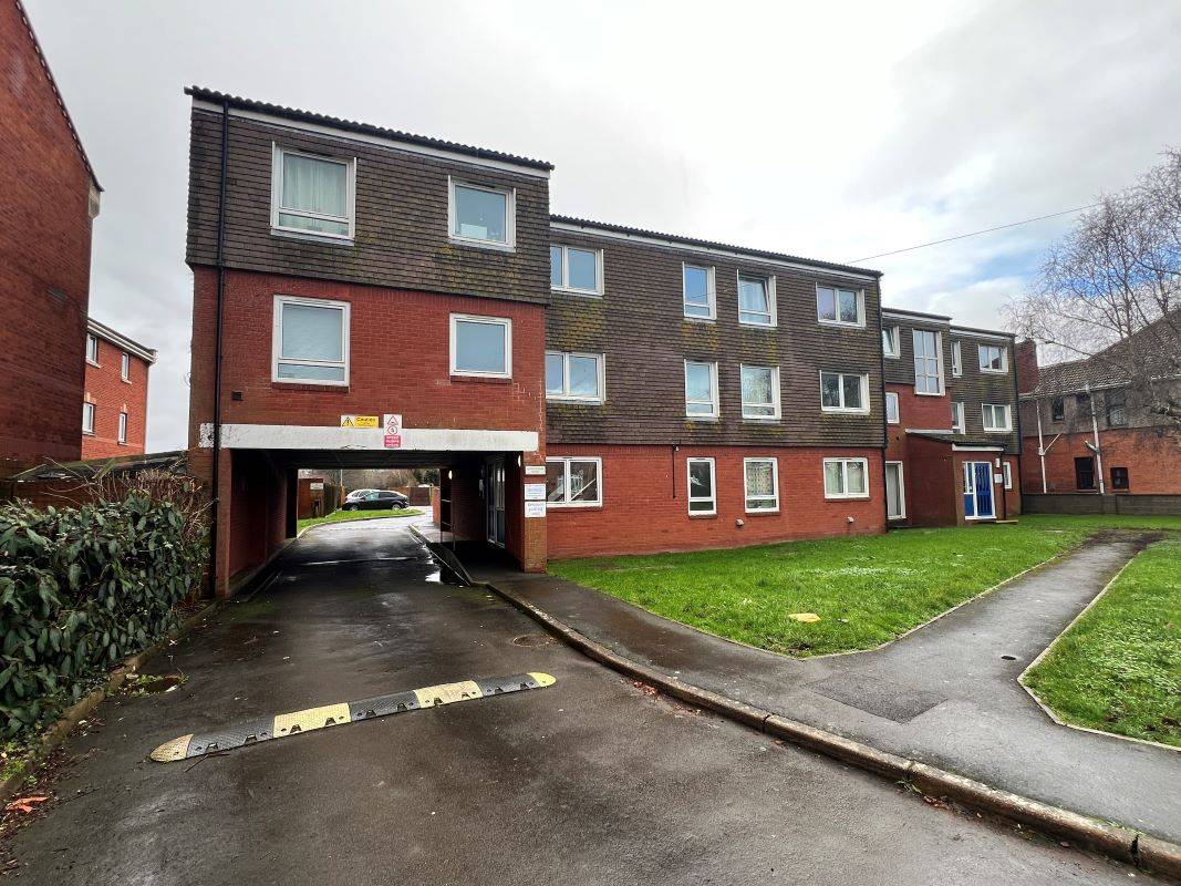 Flat 6 Knightstone Court, Burnham-On-Sea, Somerset, TA8 1LL