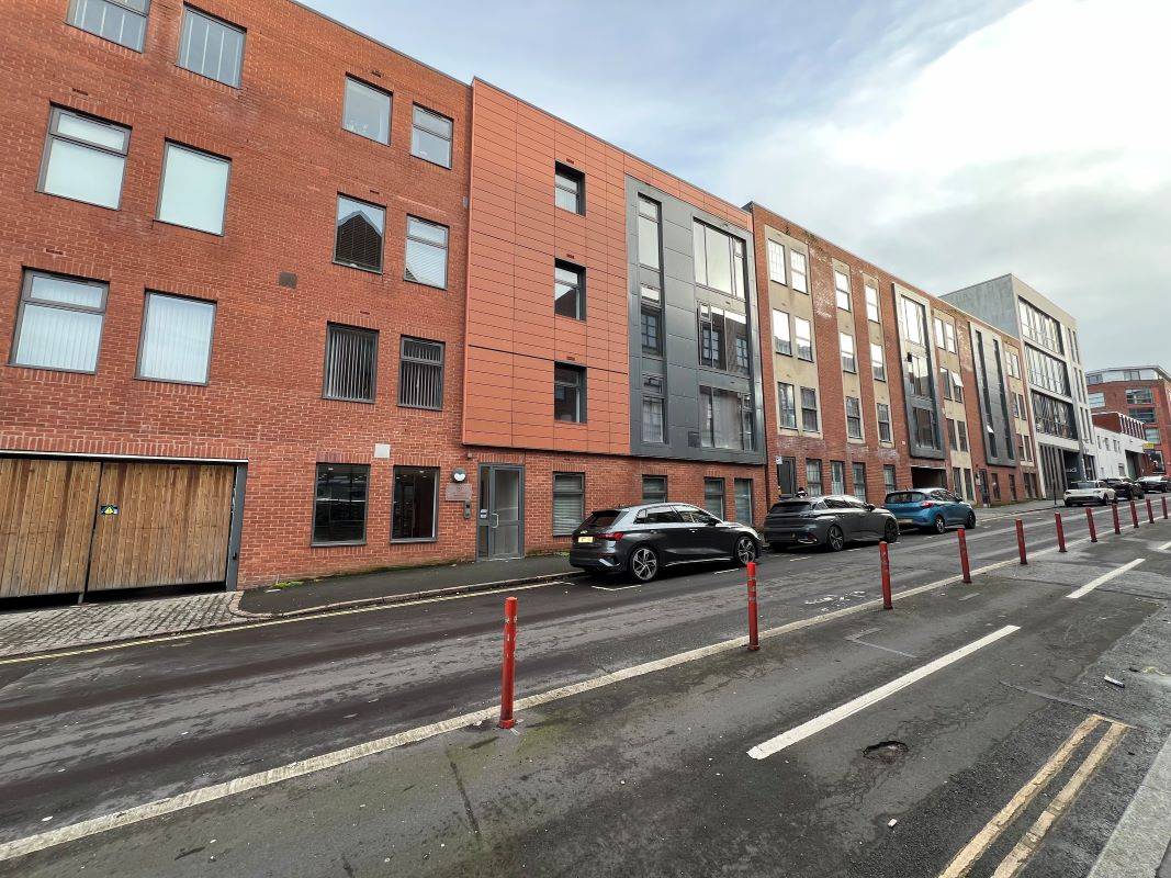 Apartment 28 The Foundry 83-86, Birmingham, West Midlands, B1 3AY