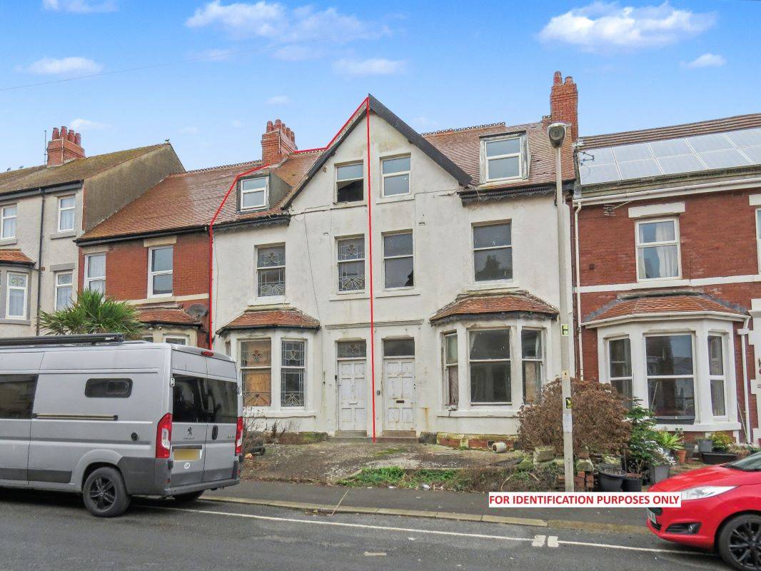 18 Hesketh Avenue Bispham, Blackpool, Lancashire, FY2 9JX
