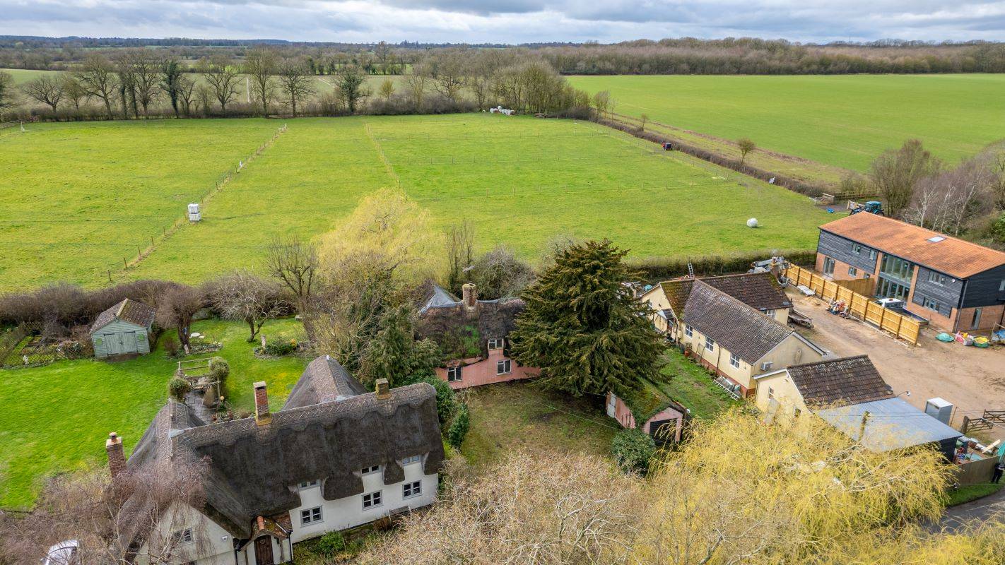 Chapmans Cottage Ashdon Road, Saffron Walden, Essex, CB10 2UA
