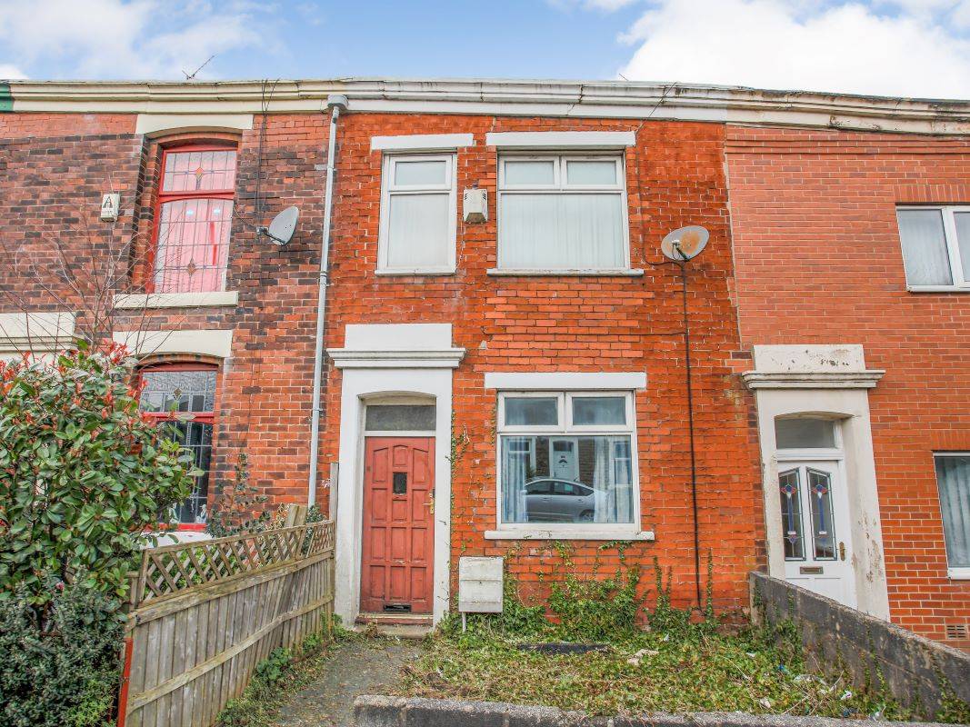 70 Shorrock Lane, Blackburn, Lancashire, BB2 4PS
