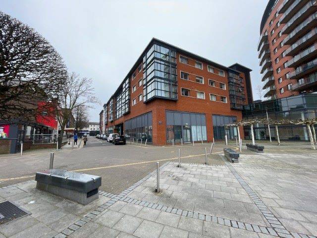 Flat 37 Wells Crescent, Chelmsford, Essex, CM1 1GN