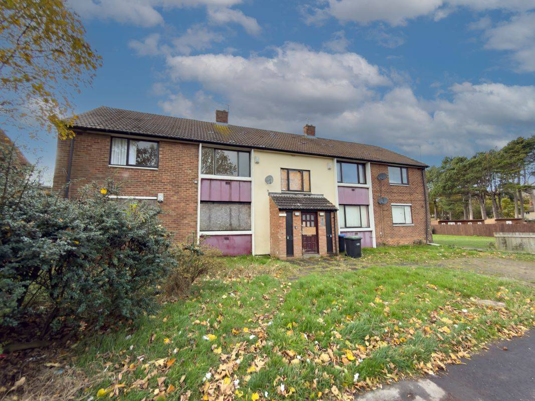 Flat 32 Sledmere Close, Peterlee, County Durham, SR8 5JN
