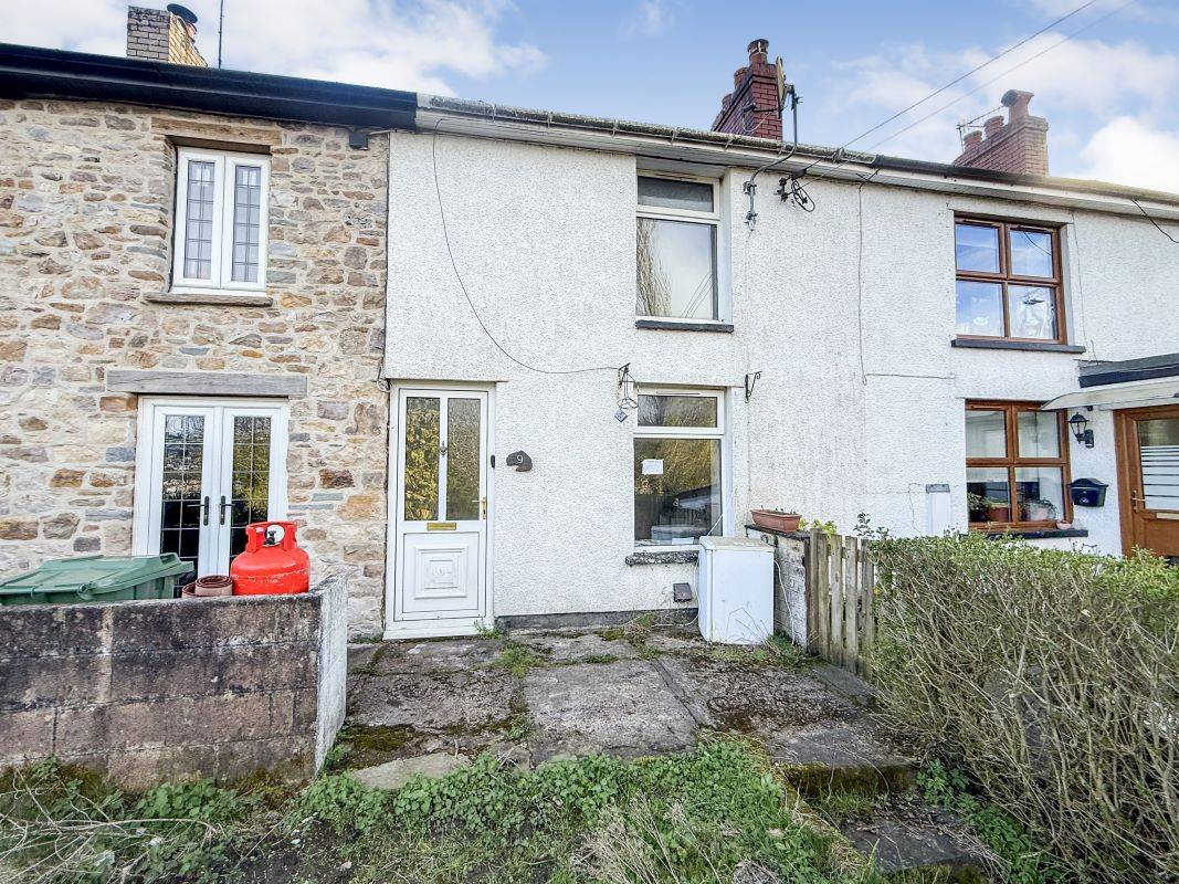 9 Cwm-Y-Nant Ochrwyth, Newport, Gwent, NP11 6EP