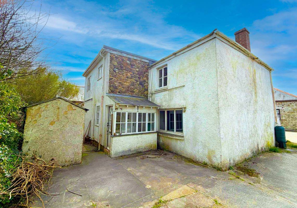 Lower Crane Farm Cottage Crane, Camborne, Cornwall, TR14 7PX