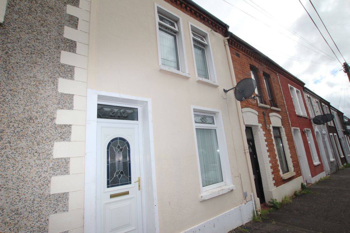 213 Spamount Street, Belfast, County Antrim, BT15 2FF