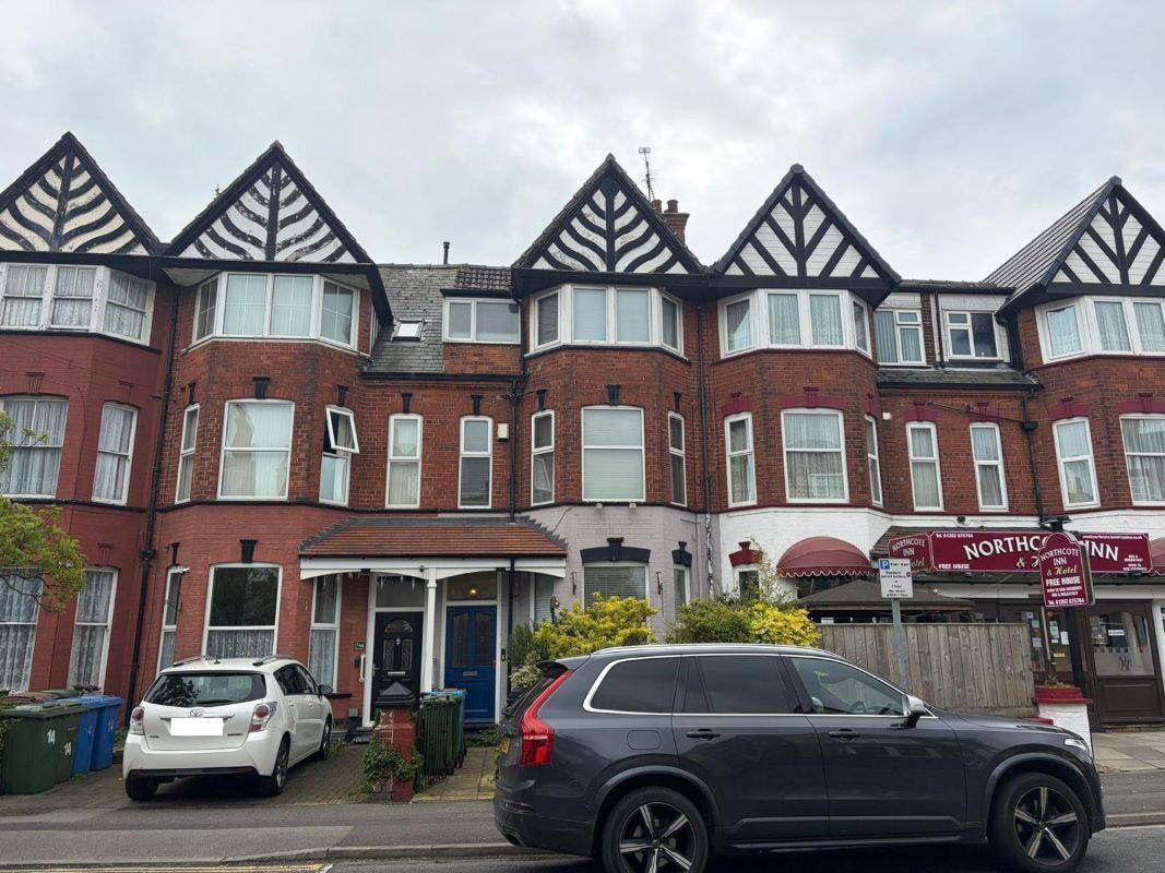 12 Trinity Road, Bridlington, North Humberside, YO15 2EY