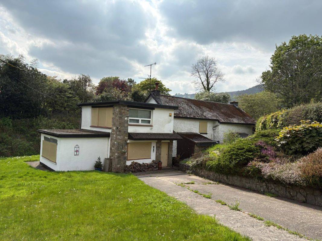 Glanynant Cottage Mamhilad, Pontypool, Torfaen, NP4 8QZ