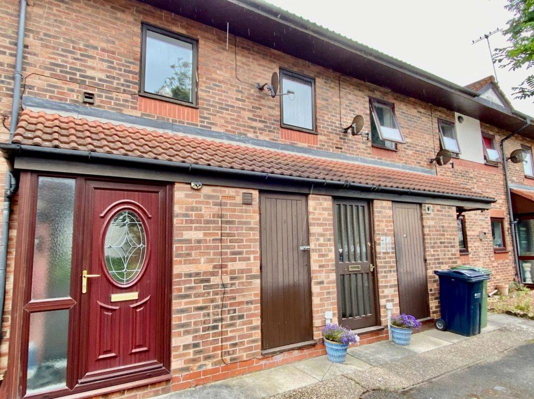 12 St. Vincent Court, Gateshead, Tyne And Wear, NE8 3DZ