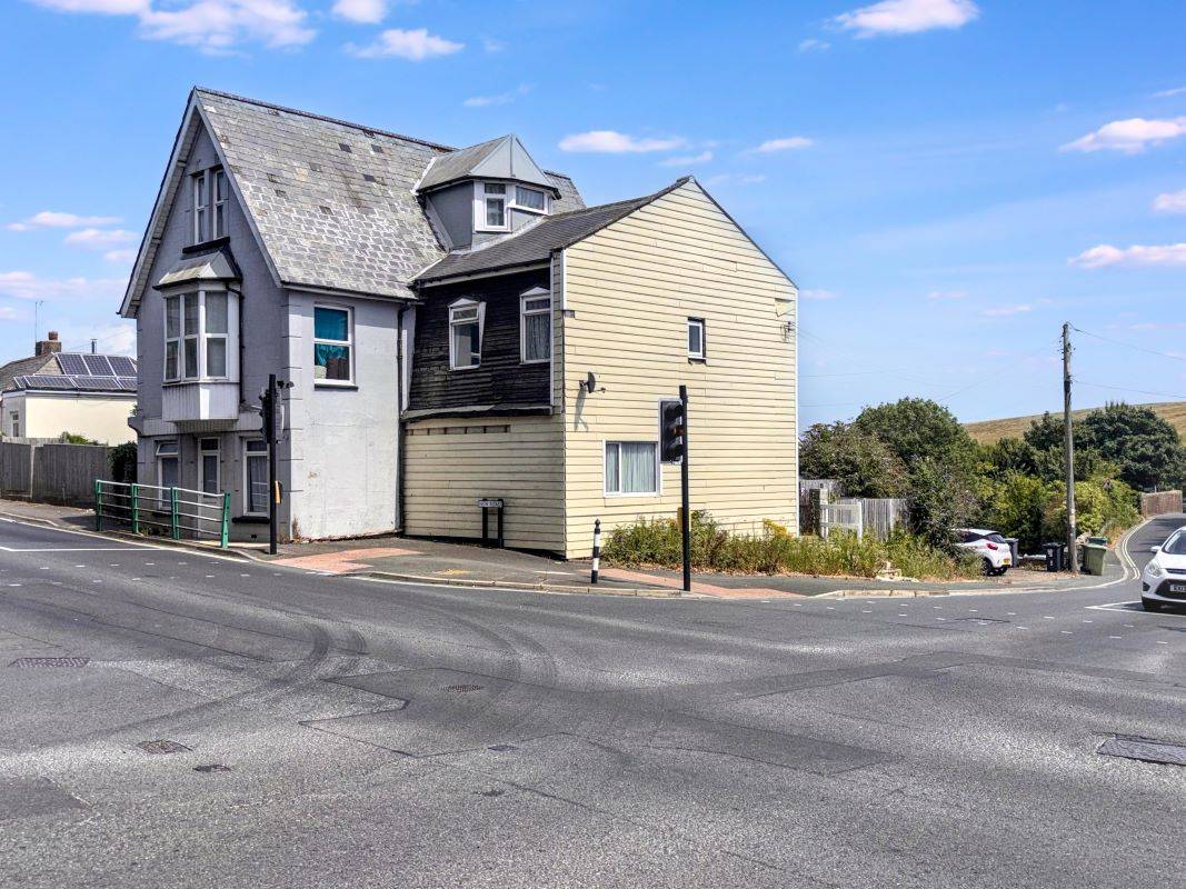 101 New Road, Brading, Sandown, Isle Of Wight, PO36 0AD