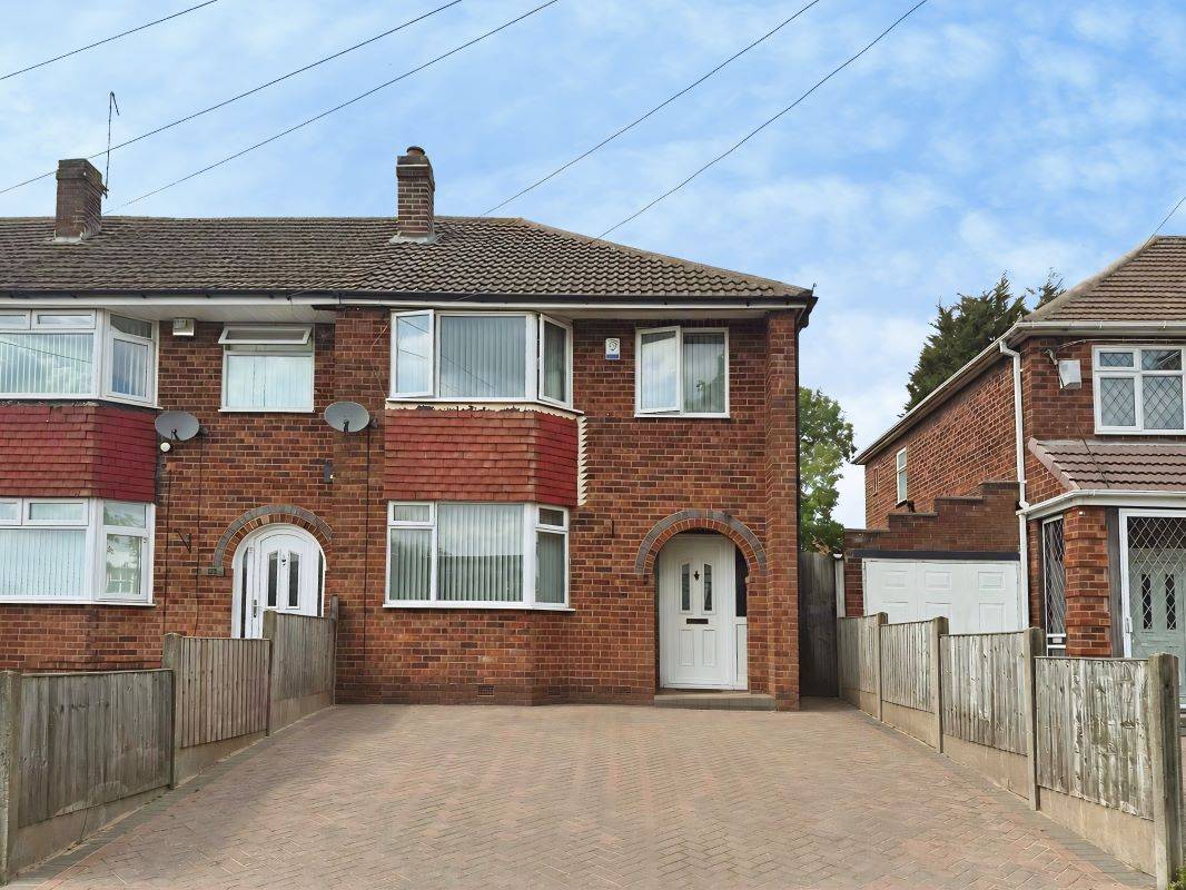 58 Potters Green Road Potters Green, Coventry, West Midlands, CV2 2AL