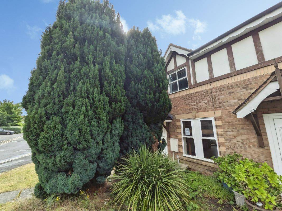 14 Morton Gardens Hillmorton, Rugby, Warwickshire, CV21 3TG