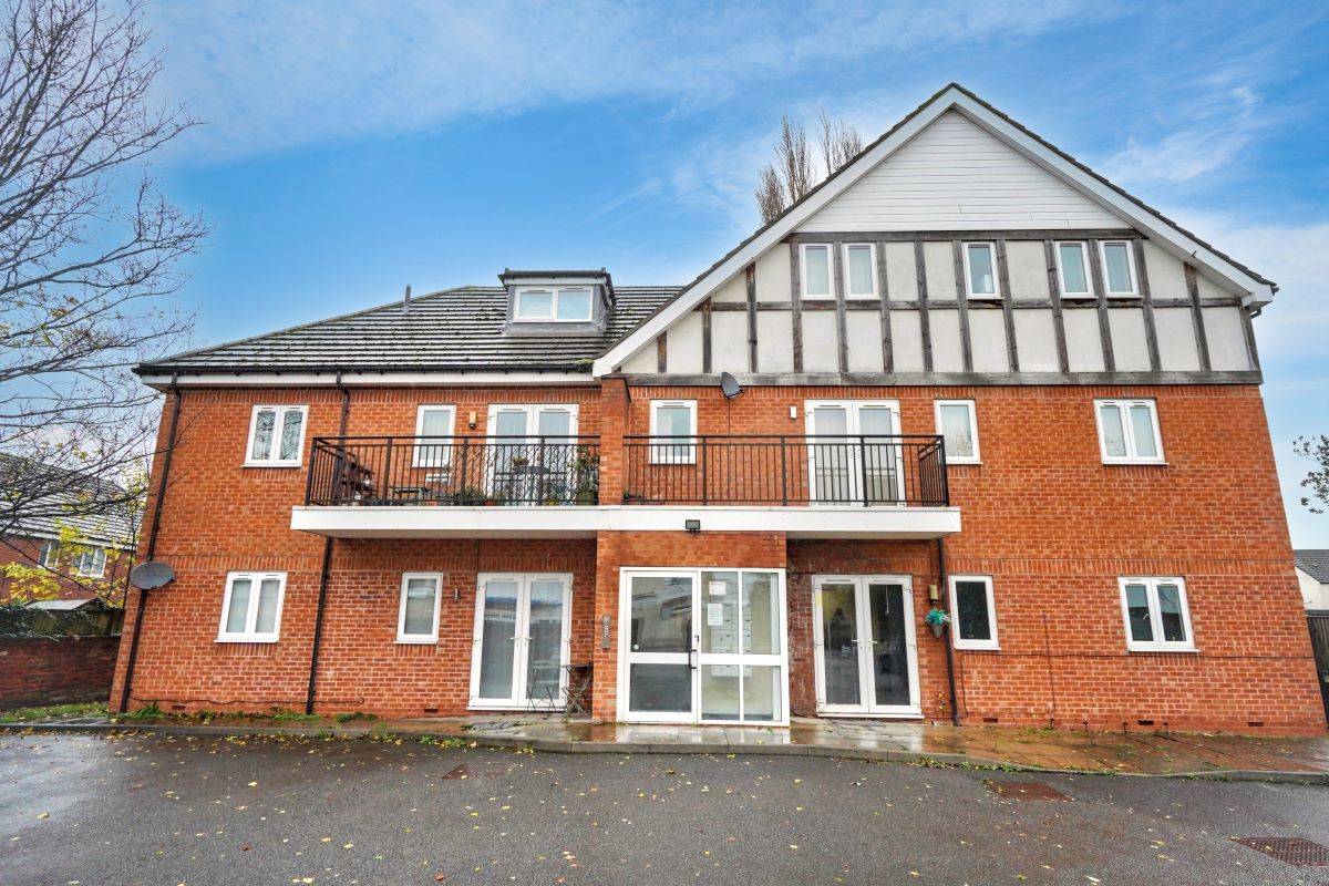 10 Catherine Court Moor Street, Burton-On-Trent, Staffordshire, DE14 3TJ