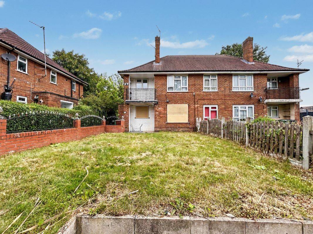 35 Fearnville Drive, Leeds, West Yorkshire, LS8 3DH