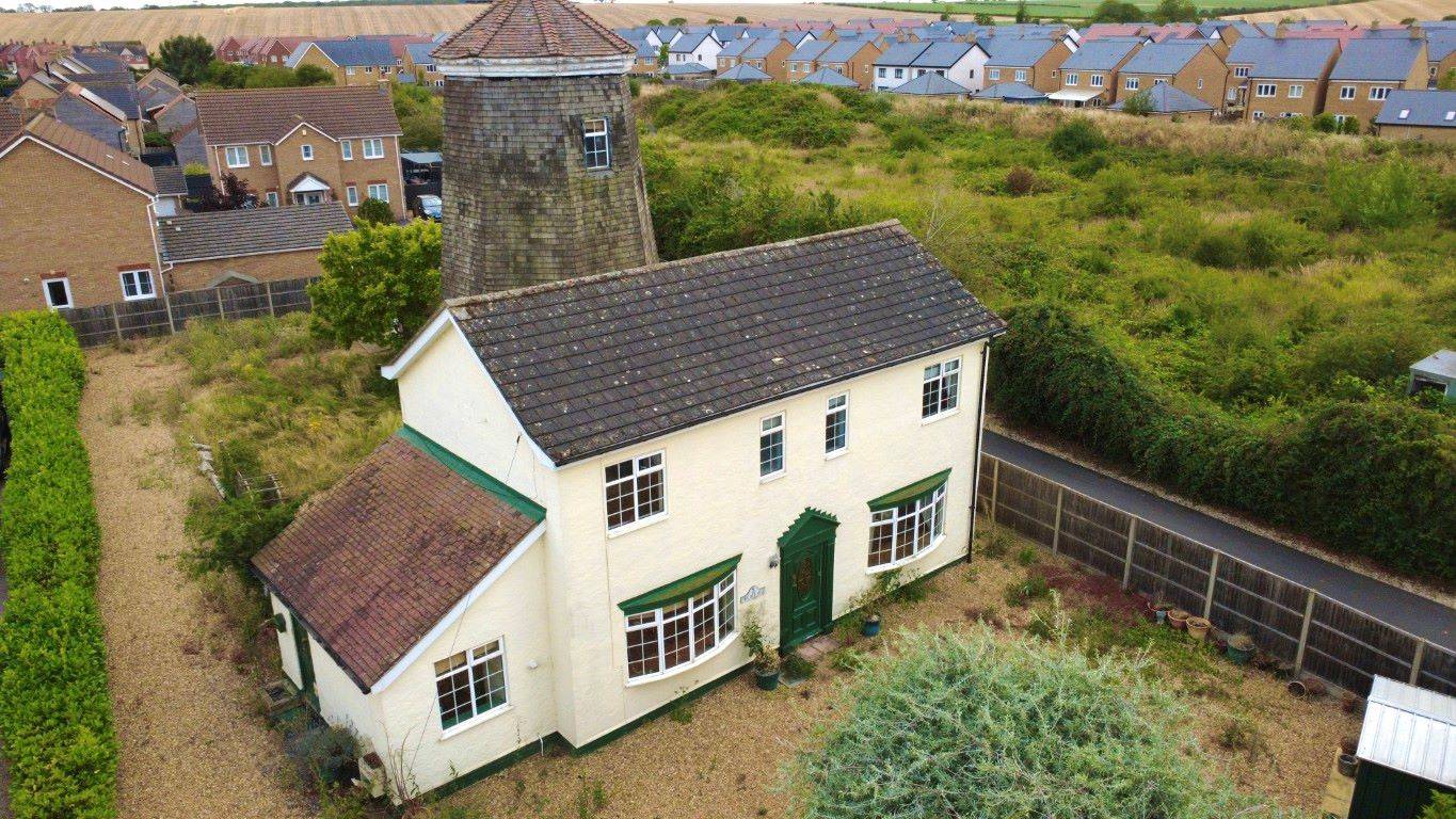 The Old Mill, The Old Mill Gidding Road, Huntingdon, Cambridgeshire, PE28 5UJ