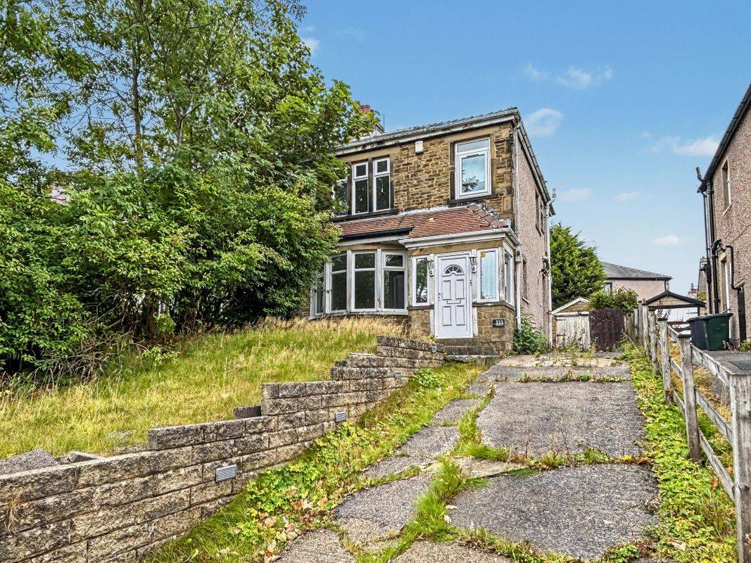 111 Moore Avenue, Bradford, West Yorkshire, BD6 3HU