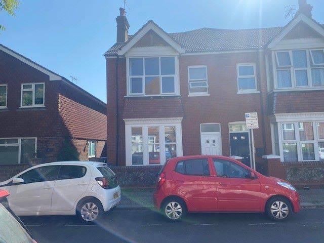 Flat 1, 32 Wordsworth Road, Worthing, West Sussex, BN11 3NJ