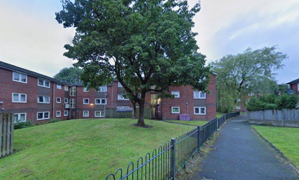 Flat 35 Hadrian House, Oldham, Lancashire, OL1 3DA