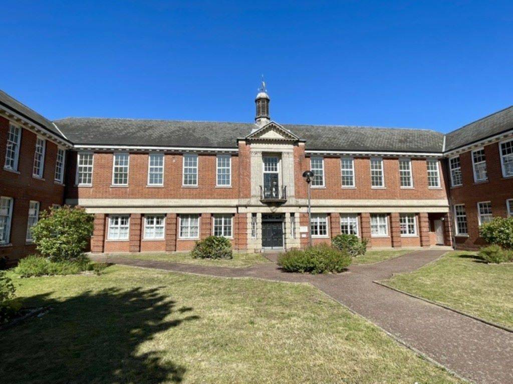 25 Old School House Shotley Gate, Ipswich, Suffolk, IP9 1QP