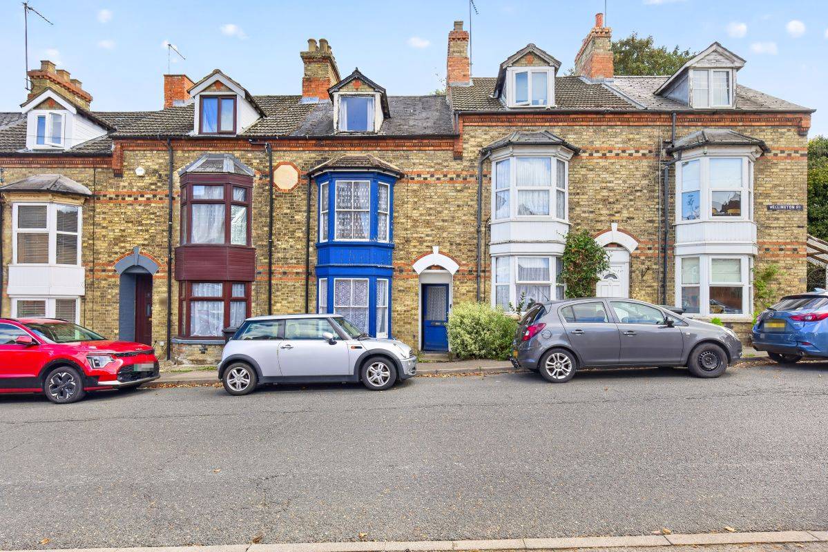 30 Wellington Road Raunds, Wellingborough, Northamptonshire, NN9 6DL