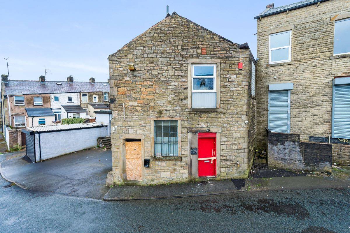 Commercial Unit Griffin Works, Accrington, Lancashire, BB5 2HR