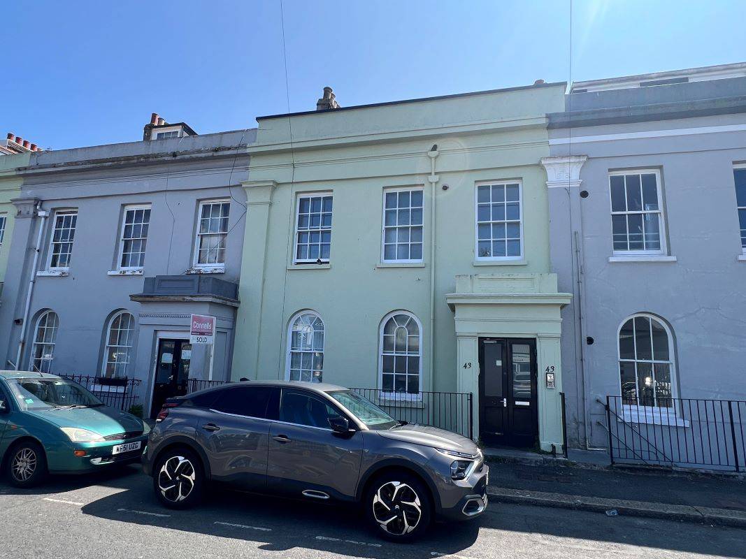 Second Floor Flat 43 Emma Place, Plymouth, Devon, PL1 3QT