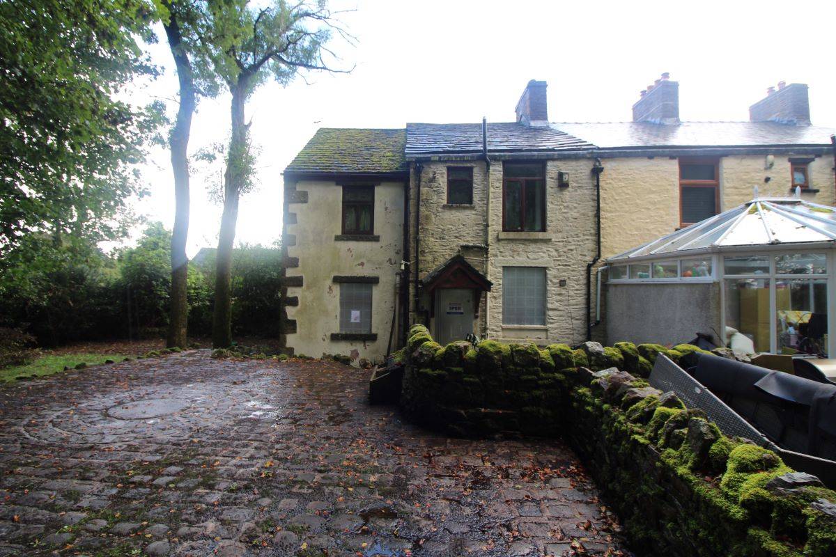3 Ryal Fold Cottages Ryal Fold, Darwen, Lancashire, BB3 0PB