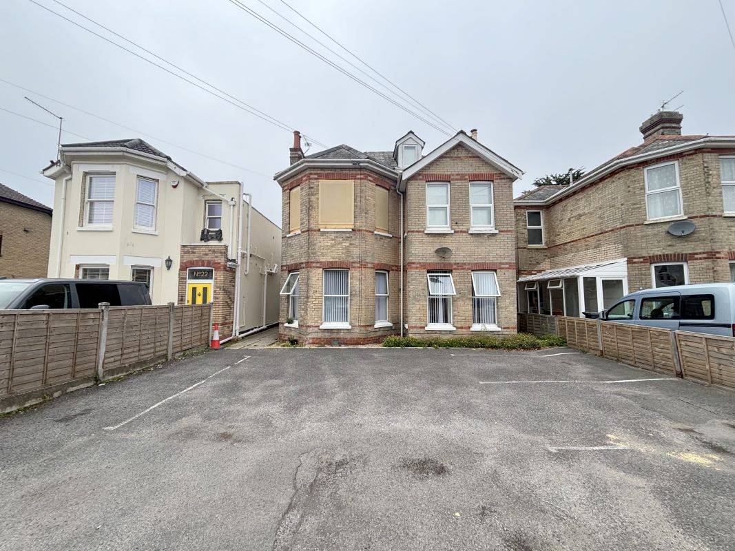 20C Alum Chine Road, Bournemouth, Dorset, BH4 8DX
