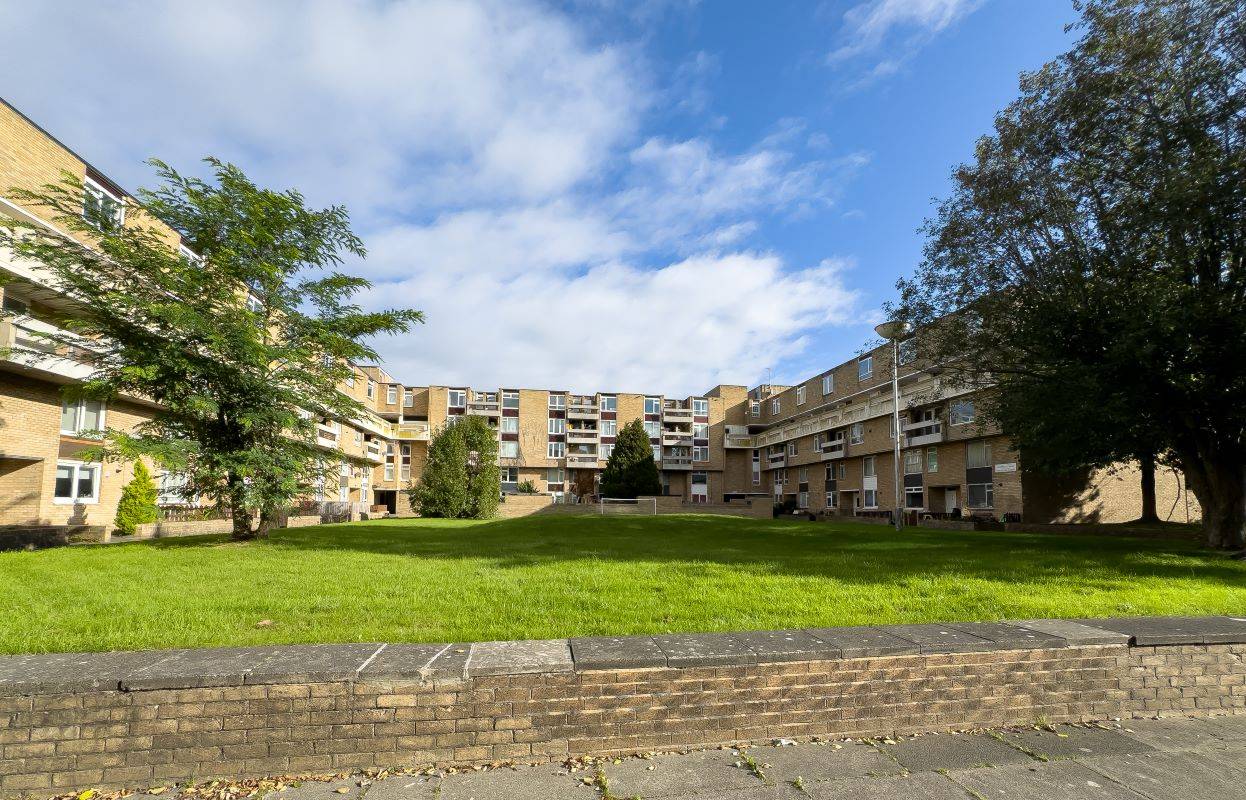 105 Waterloo Walk, Washington, Tyne And Wear, NE37 3EN
