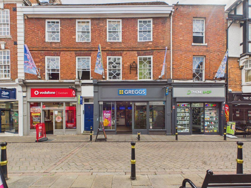 18A Bridge Street, Evesham, Worcestershire, WR11 4RR