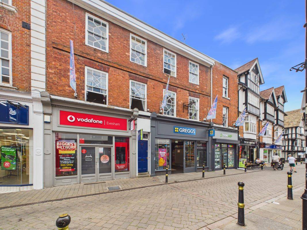 18B Bridge Street, Evesham, Worcestershire, WR11 4RR