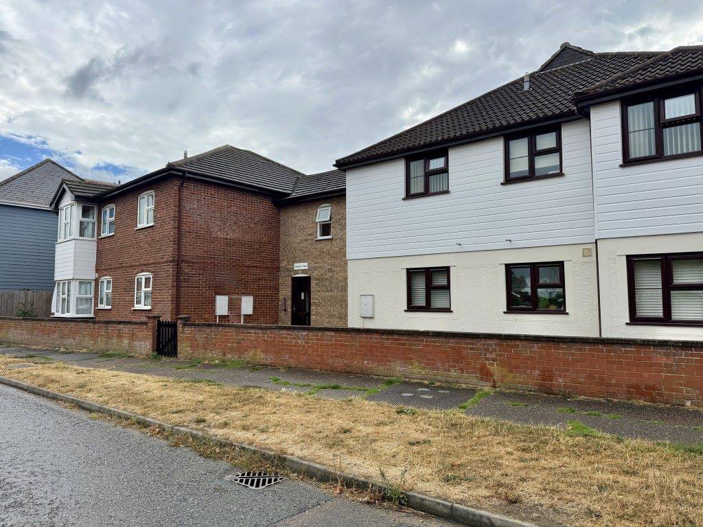21 Charles Court Wheatfield Road, Colchester, Essex, CO3 0YS