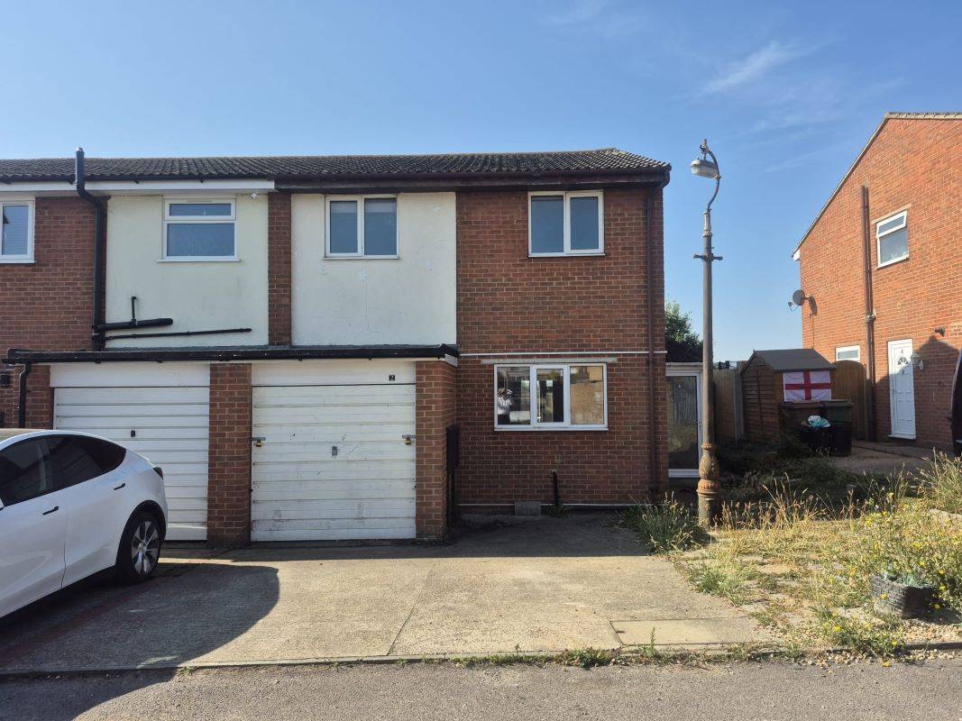2 Avery Close Allhallows, Rochester, Kent, ME3 9QG