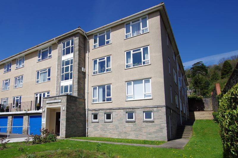 17 Knightstone Court Shrubbery Avenue, Weston-Super-Mare, Avon, BS23 2JX