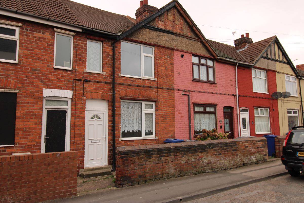 19 Queens Crescent, Edlington, Doncaster, South Yorkshire, DN12 1BE