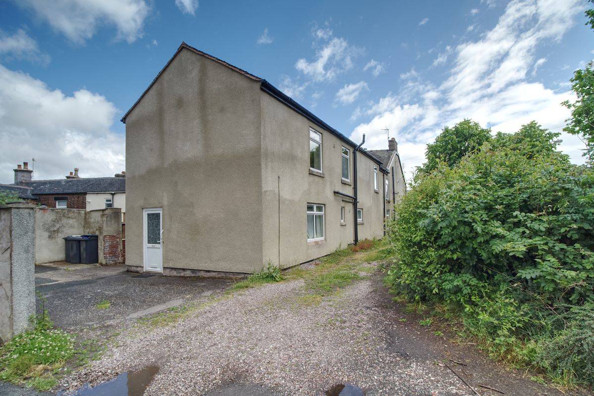 Flat 5 39 Station Road, Biddulph, Stoke-On-Trent, Staffordshire, ST8 6BL