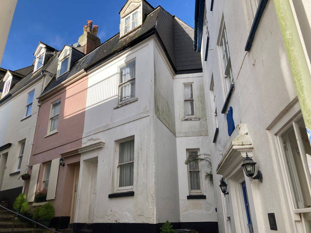 8 Browns Hill, Dartmouth, Devon, TQ6 9NU