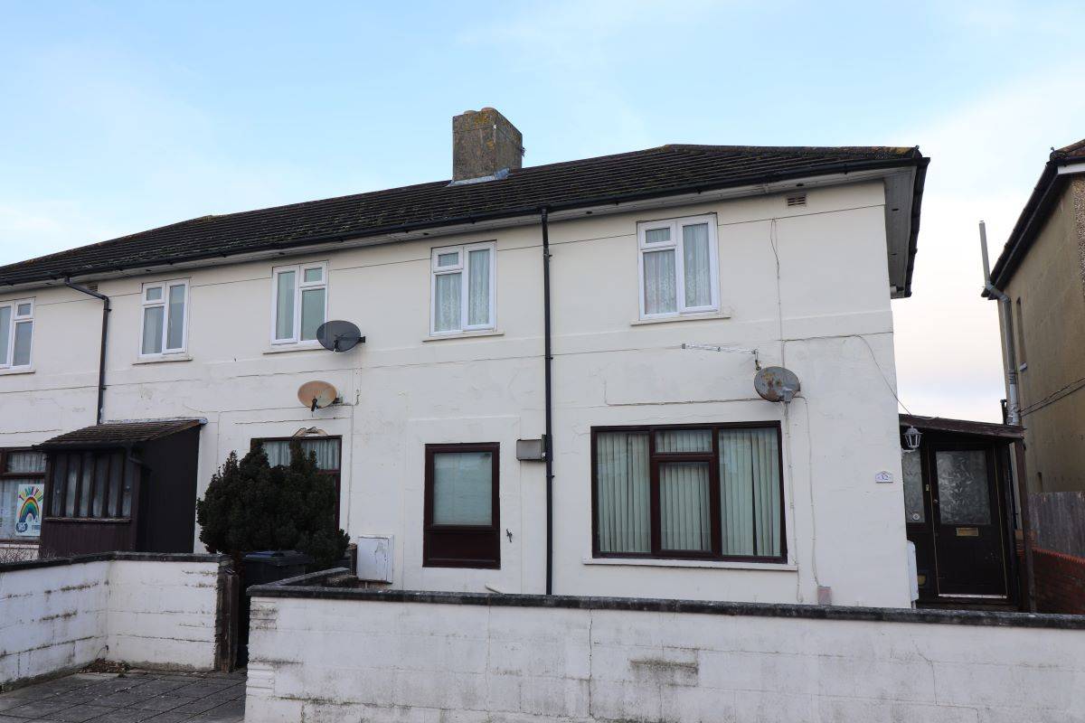 Ground Floor Flat, 32 Tipner Road, Portsmouth, PO2 8QP