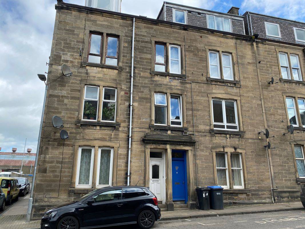 12/2 Croft Road, Hawick, Roxburghshire, TD9 9RD