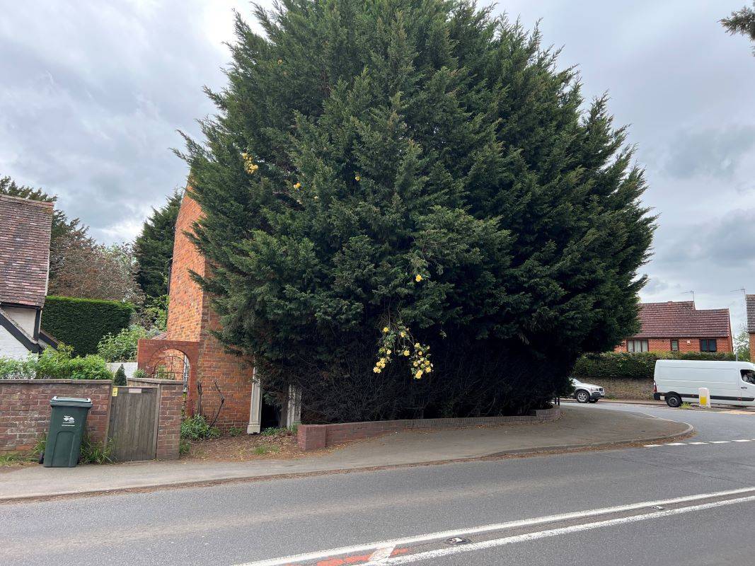 Malvern House Hereford Road, Leigh Sinton, Malvern, Worcestershire, WR13 5EQ