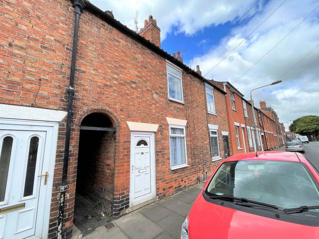 88 Barnby Gate, Newark, Nottinghamshire, NG24 1QN