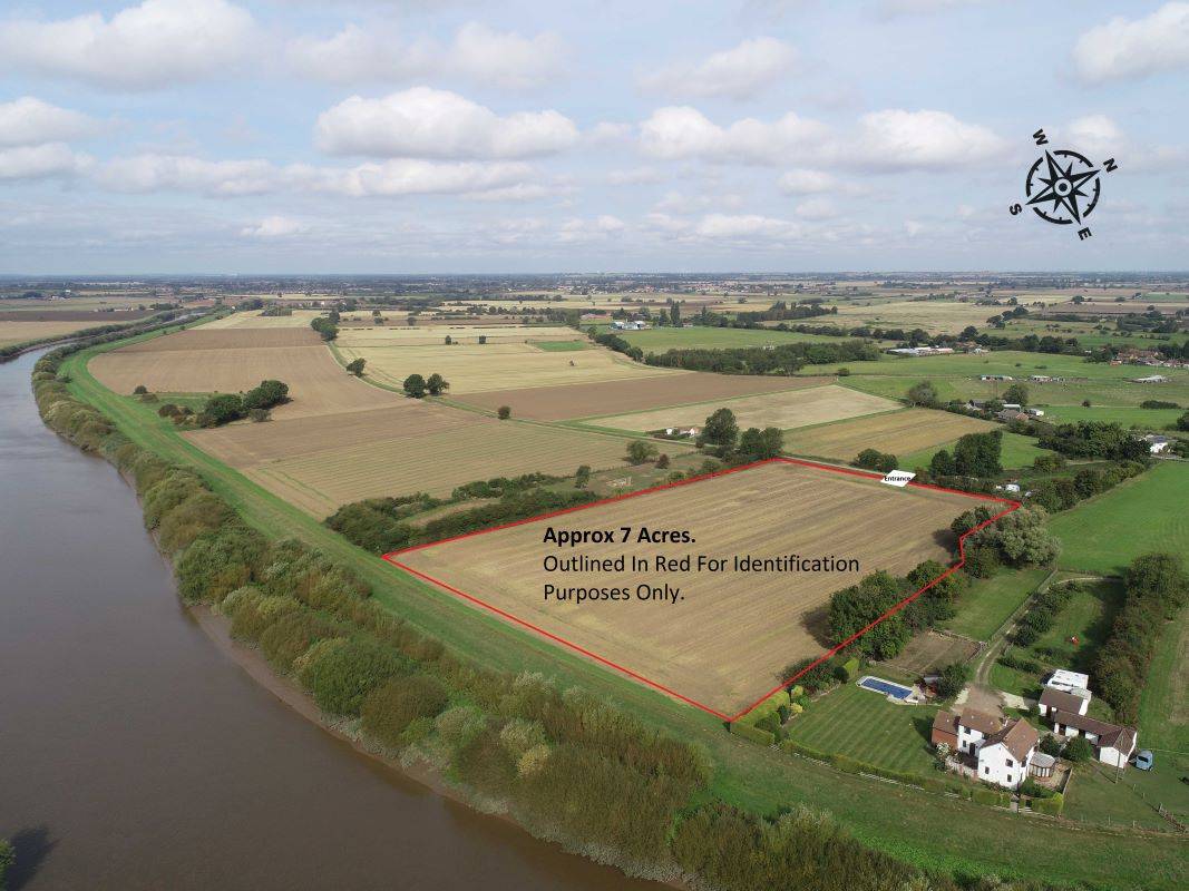 Approx. 7 Acres off Field Lane, Gainsborough, Lincolnshire, DN21 3BY